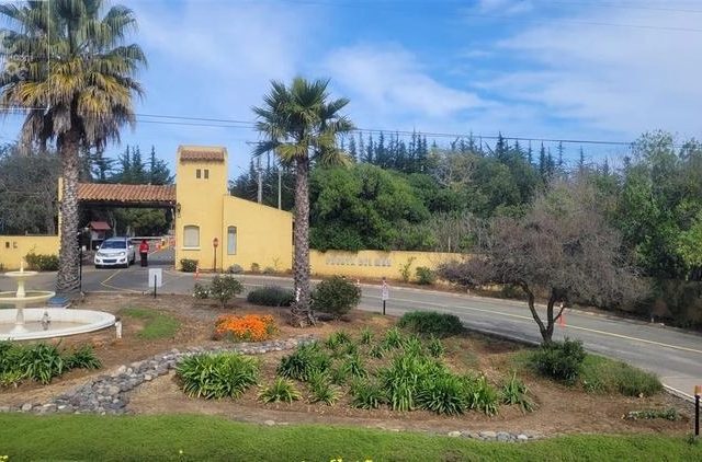 Se Vende Casa En Parcela De Condominio En Algarrobo